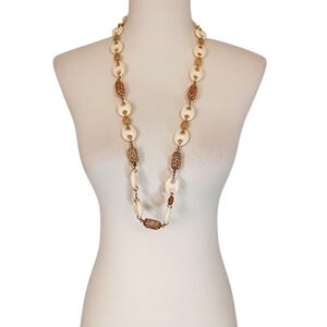 Vintage Acrylic Mariner Link Necklace 32" Ivory Gold Tone Filigree Beads Classic
